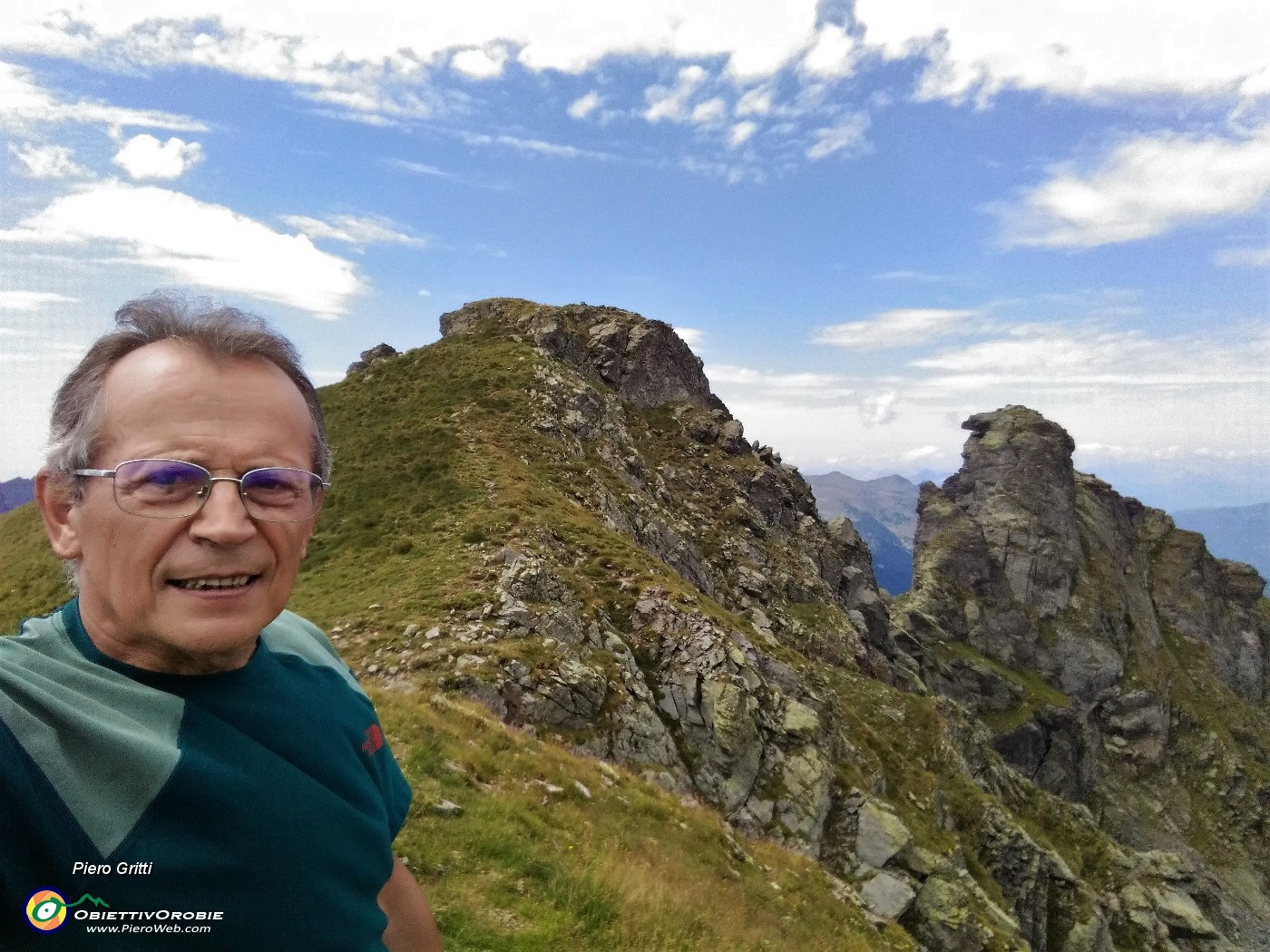 64 Vista sulla cima del Ponteranica centr. e verso il Ponteranica occ.jpg